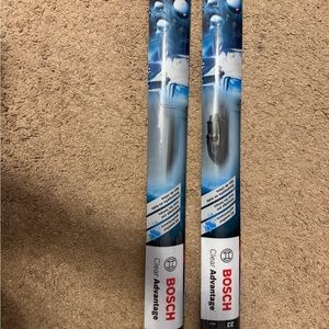 Bosch Clear Advantage Windshield Wiper Blades - Blue/Black